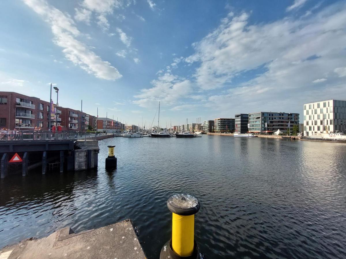 Ferienwohnung Breitschuhs Havenwelten Bremerhaven Bagian luar foto